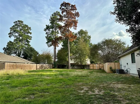 9806 Southwick Drive, Humble, TX 77338
