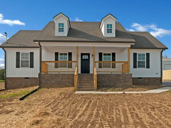 2169 Claude Fox Rd, Cornersville, TN 37047