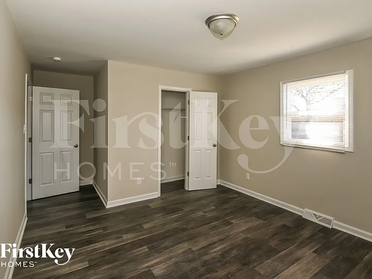 1903 Ashcraft Ave — Photo 12