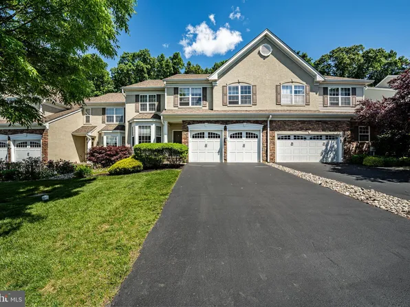 2919 Cottonwood Ln, Chester Springs, PA 19425