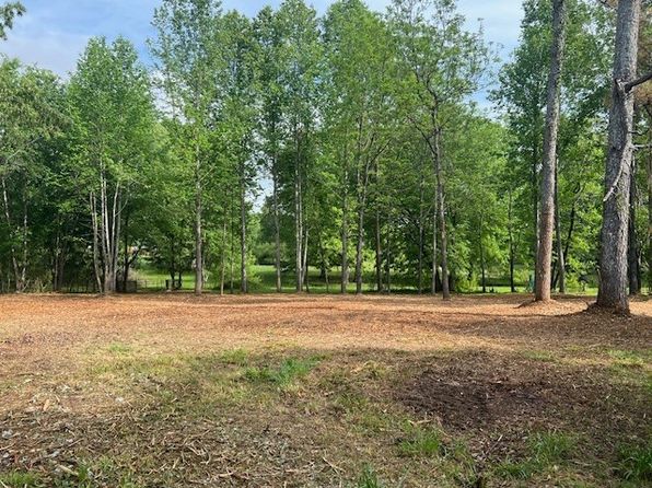1270 Taylor Rd, Manchester, TN 37355