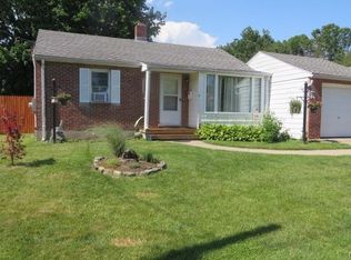 5 7th St, Ansonia, CT 06401