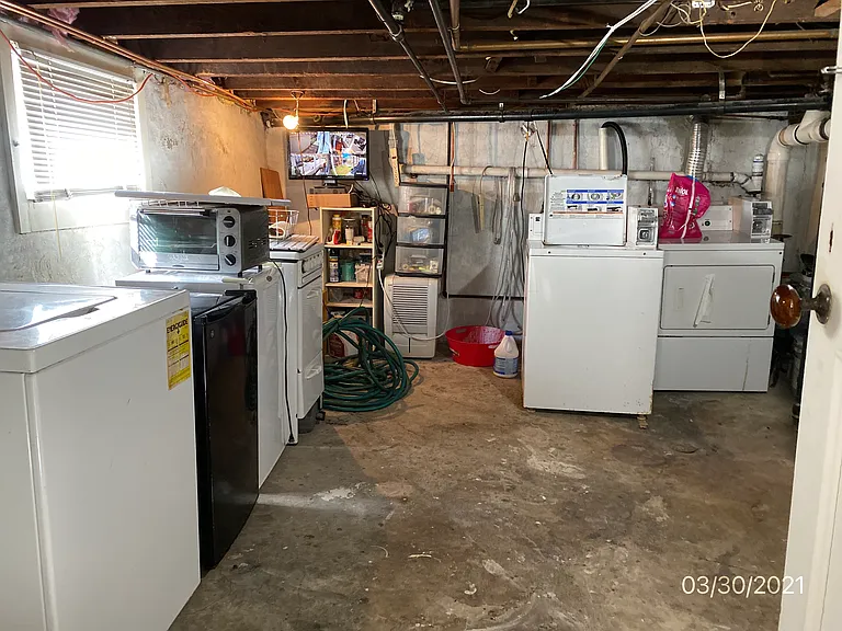 53 Carman St — Photo 23