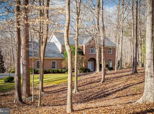 8425 Sylvan Way, Clifton, VA 20124