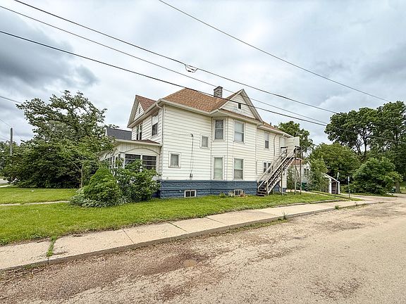 5th image of 308 E 2nd St