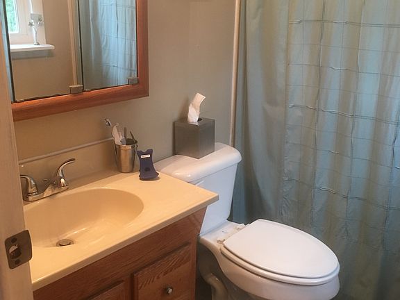 4th image of 1136 Boskydell Rd