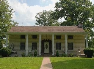 381 Darrell Rye Rd, Erin, TN 37061