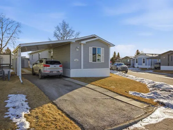 99 Arbour Lake Rd NW #298, Calgary, AB T3G 4E4