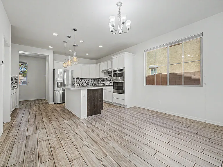 1575 W Marlin Dr — Photo 9