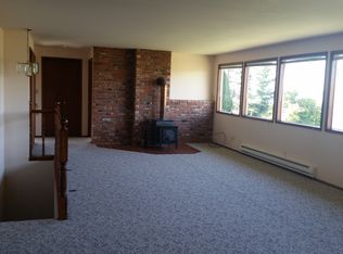 6120 Lincoln St, Clinton, WA 98236