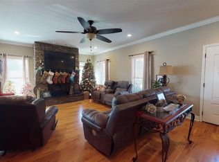 24262 Craft Rd, Athens, AL 35613