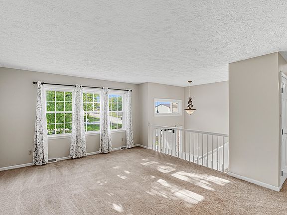 4th image of 1391 Beulah Park