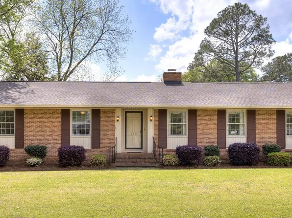 319 McDonald Pl, Bishopville, SC 29010