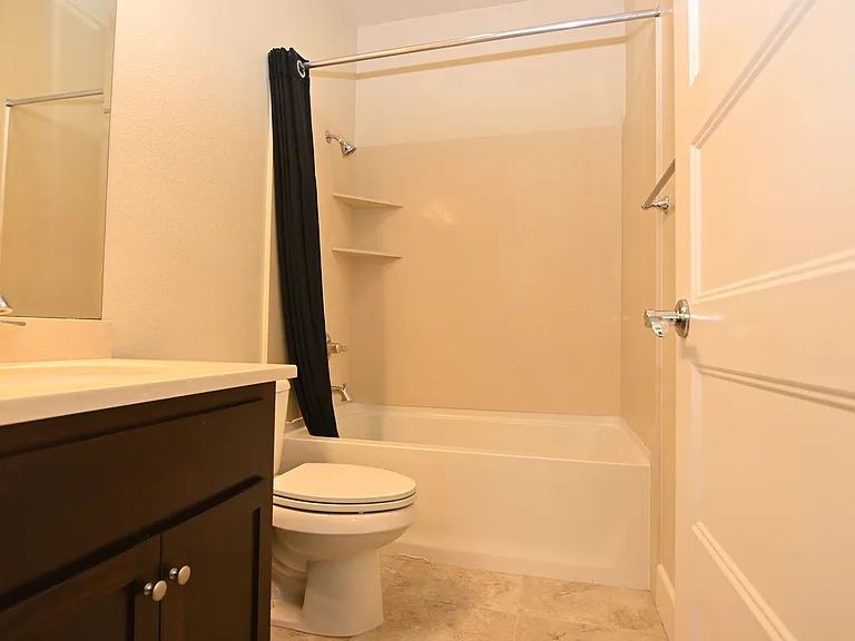 6543 Tralee Village Dr — Photo 8