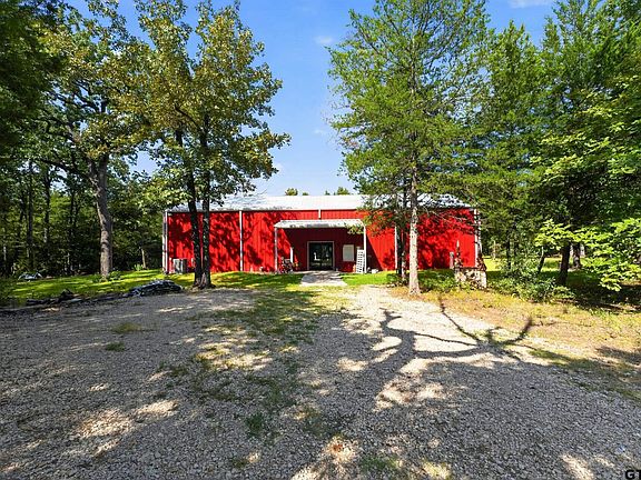 3rd image of 735 County Road 3211