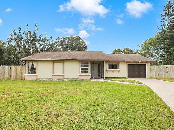 2nd image of 1651 SE Higdon Court