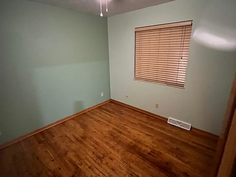 2448 & 2450 Eastlawn Ave #2 — Photo 14