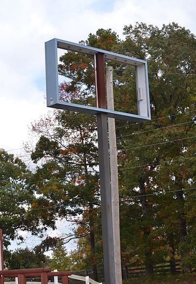 2nd image of Airport Rd