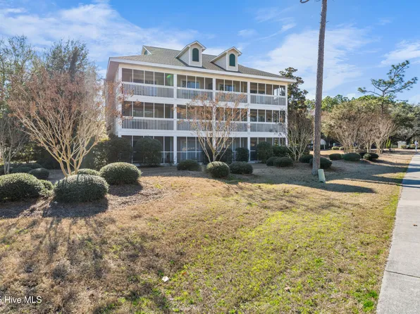 3350 Club Villas Dr #1302, Southport, NC 28461