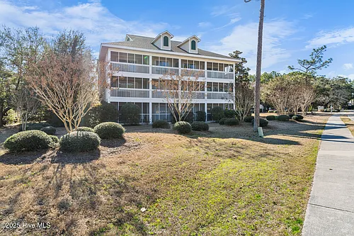 3350 Club Villas Dr Photo 1