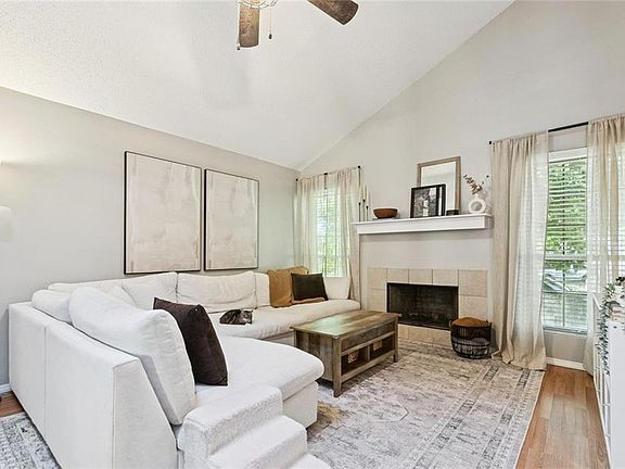 2nd image of 6567 Milne Blvd