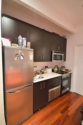 Rented by Universal Realty Group | media 18