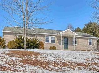 205 Overview Cir W, Red Lion, PA 17356
