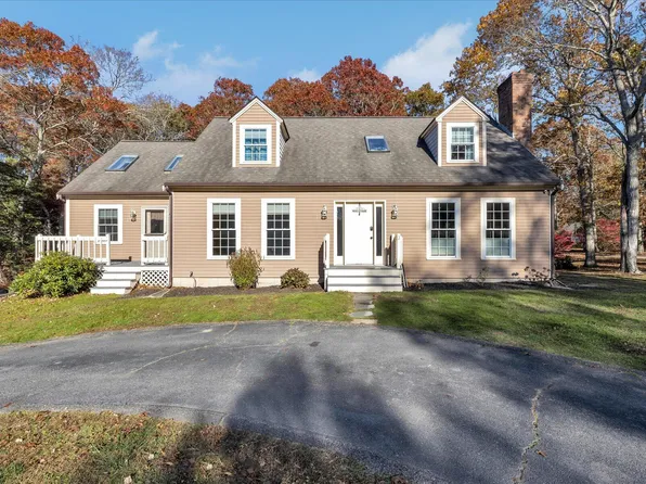 2 Lovell Place, Sandwich, MA 02563