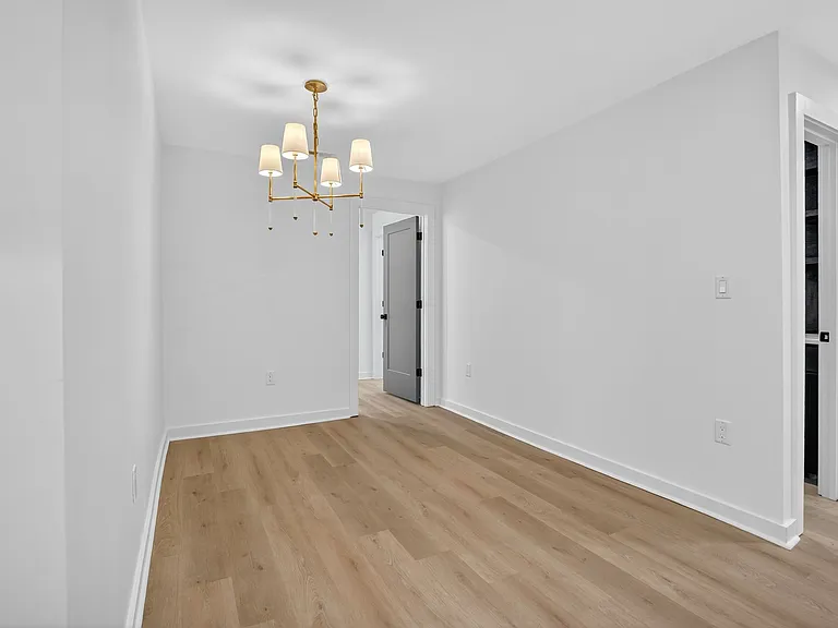 226 Maco Ter — Photo 29