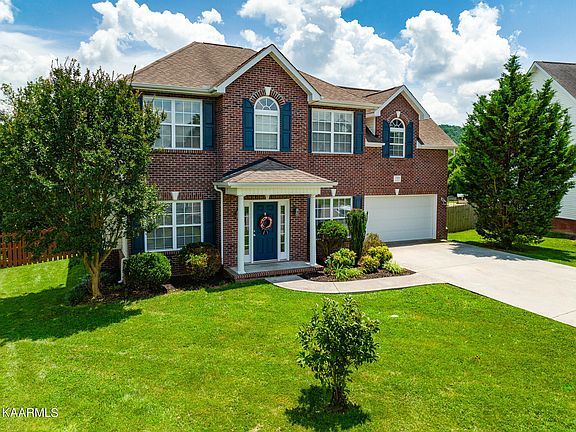 2nd image of 7524 Ashton Pointe Ln