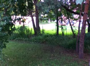 919 Baraga St NE #2, Grand Rapids, MI 49503