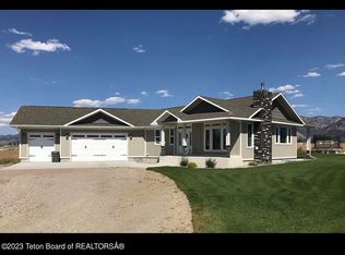 186 Southbrook Dr, Thayne, WY 83127