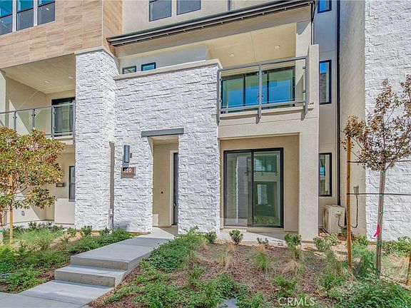 5th image of 120 Palisades