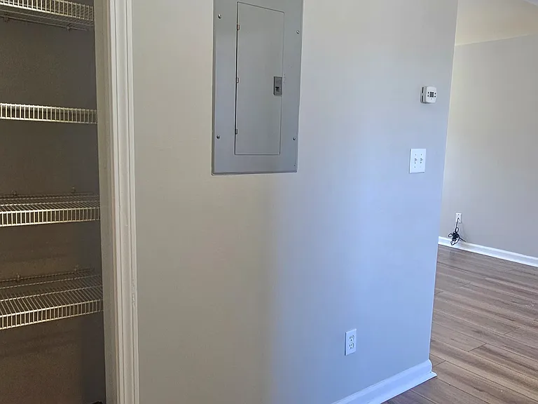 129 Main St #B2 — Photo 6