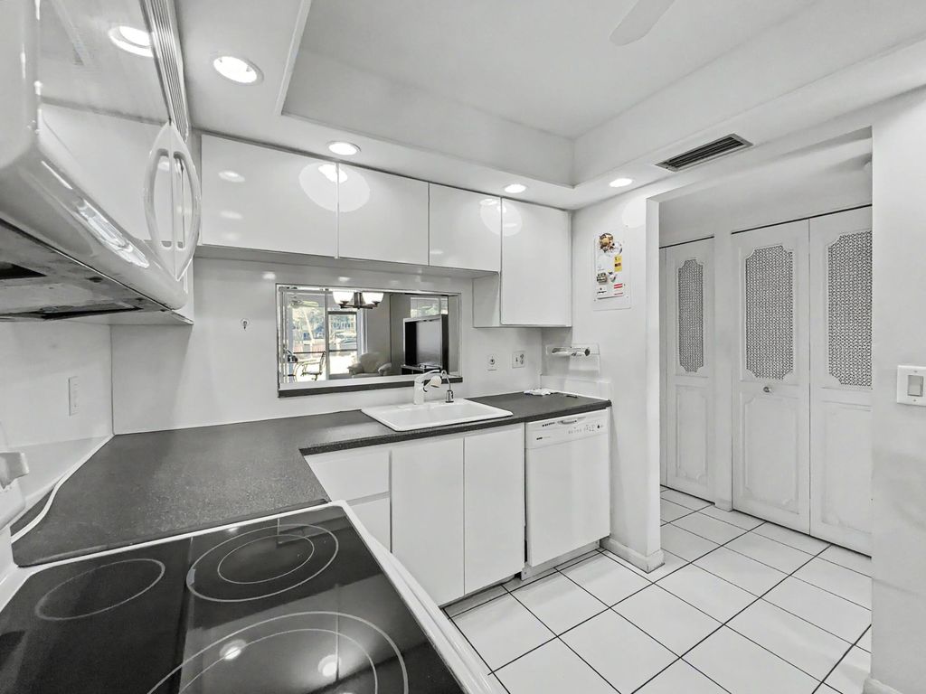 777 S FEDERAL Highway #108C, photo 8