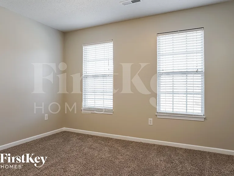 3211 Bardwell Rd — Photo 13