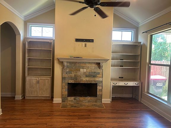4th image of 303 Annabelle Ln