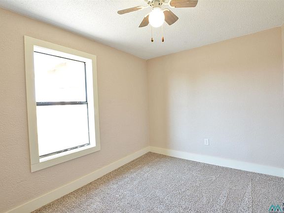 5th image of 1216 W Fir St