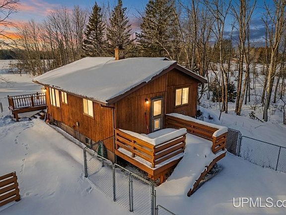 2nd image of 12202 Farmfield Rd