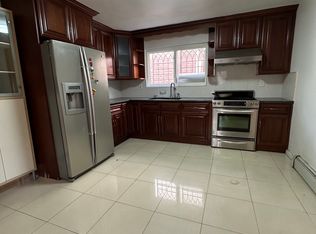 5424 Kissena Blvd #1, Flushing, NY 11355