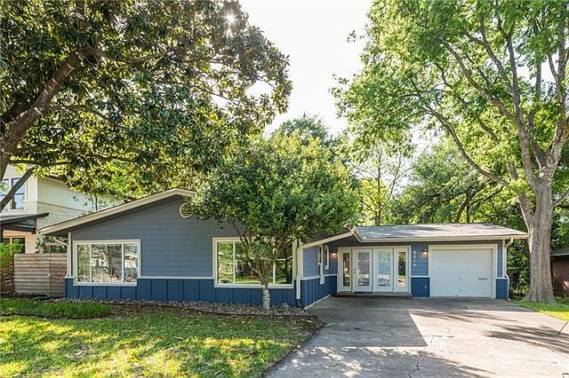 1st image of 2319 Westoak Dr