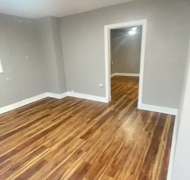 University Place Apartments — Photo 15