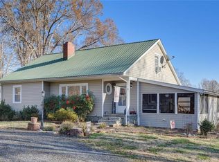 484 Rhodes Rd, Eden, NC 27288