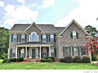 1126 Butterburr Dr, Matthews, NC 28104