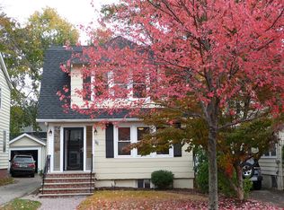23 Oakdale Ave, Millburn, NJ 07041