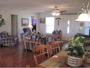 4th image of 105 Valerie Ln