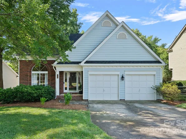 9123 E Orchard Ln, Charlotte, NC 28210