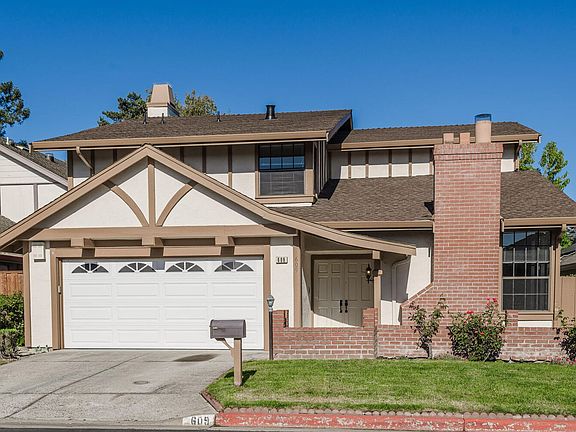 2nd image of 609 Somerset Ln