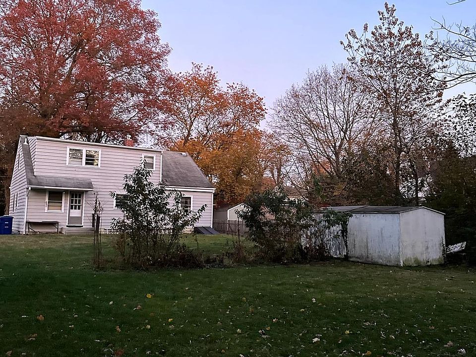 2nd image of 216 Mannion Ave