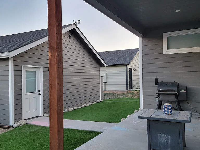 10701 Engelmann Ave — Photo 3